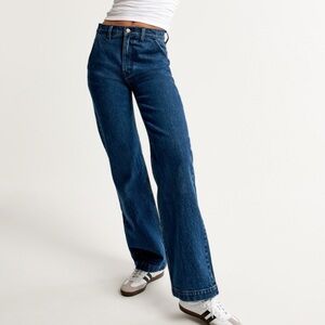 Abercrombie High Rise 90s Relaxed Jean
